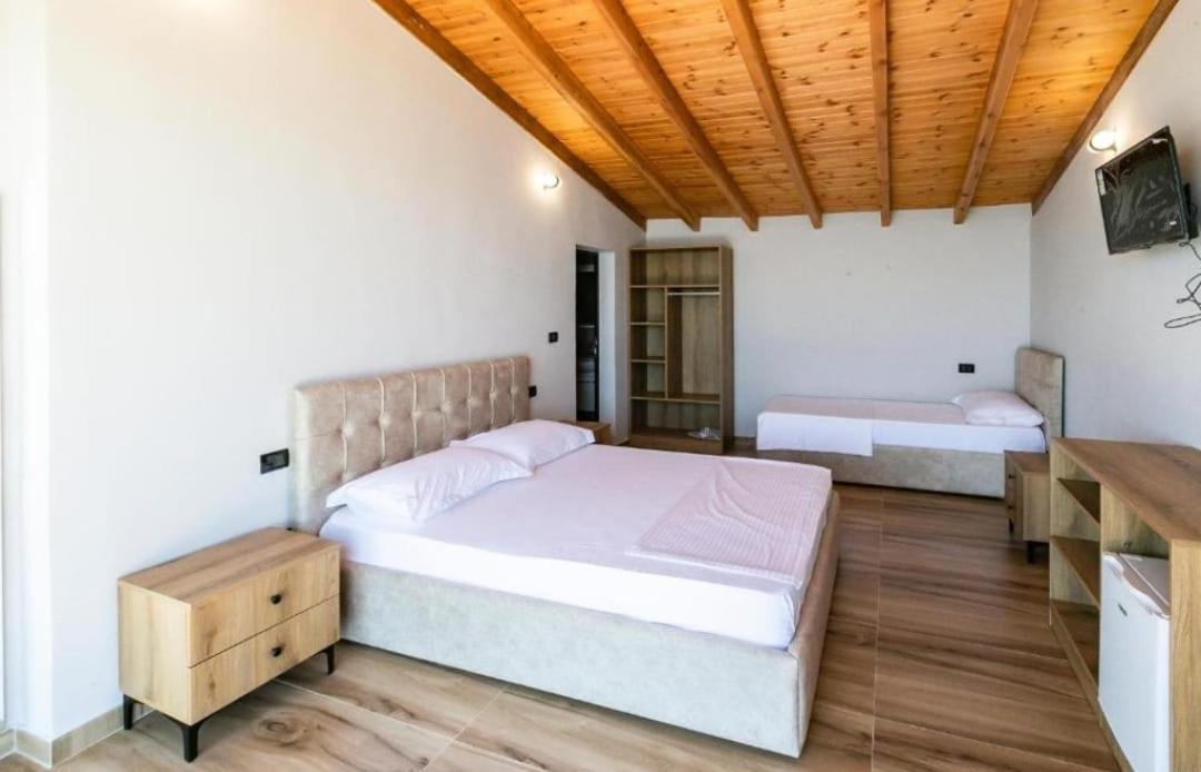 Villa Del Mar Vlore Exterior photo